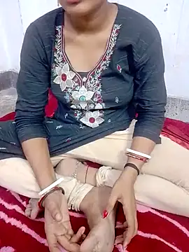 Indcople28 online show from September 24, 2025, 6:03 pm