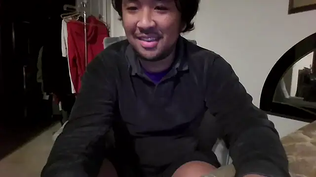 bigasianloads25 online show from November 29, 2025, 6:24 am