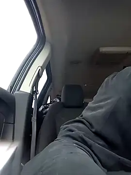 Snapshot of tohighforthis chatting on December 31, 2024, 6:35 pm tohighforthis online show from December 31, 2024, 6:35 pm