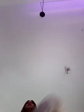 Maralains online show from March 20, 2026, 2:01 am