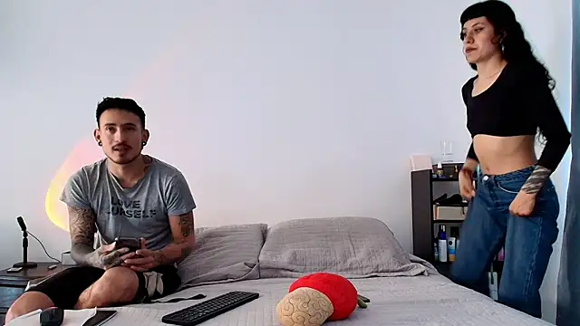 Snapshot of anika_lowen02 chatting on March 14, 2025, 5:02 pm anika lowen02 online show from March 14, 2025, 5:02 pm