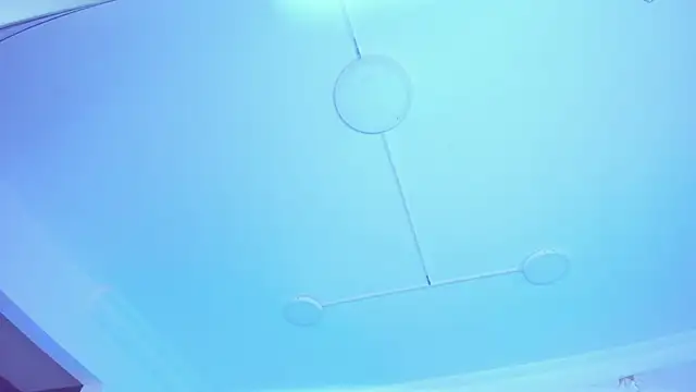 Snapshot of MelaniieRoux chatting on October 14, 2025, 7:47 pm MelaniieRoux online show from October 14, 2025, 7:47 pm