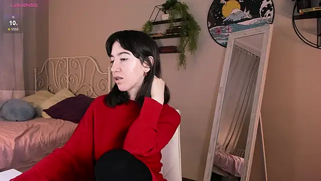 Snapshot of Belle_Via chatting on February 24, 2025, 5:11 am Belle Via online show from February 24, 2025, 5:11 am