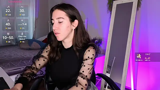 Snapshot of Belle_Via chatting on September 11, 2025, 3:45 pm Belle Via online show from September 11, 2025, 3:45 pm