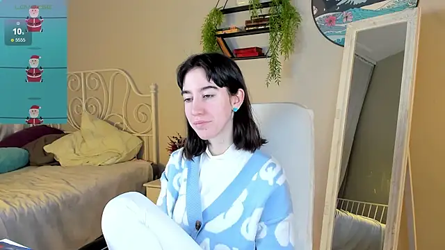 Snapshot of Belle_Via chatting on January 17, 2025, 5:21 am Belle Via online show from January 17, 2025, 5:21 am