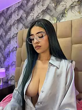 Snapshot of Kristin_Ramirez chatting on June 10, 2026, 1:18 am Kristin Ramirez online show from June 10, 2026, 1:18 am
