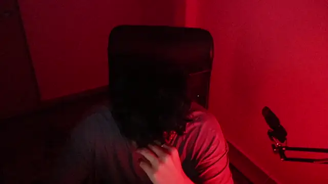 Snapshot of Tony_Hoffa chatting on November 26, 2025, 11:16 pm Tony Hoffa online show from November 26, 2025, 11:16 pm