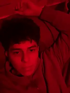 Snapshot of Tony_Hoffa chatting on October 10, 2025, 12:11 am Tony Hoffa online show from October 10, 2025, 12:11 am