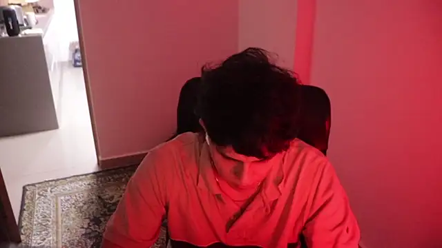 Snapshot of Tony_Hoffa chatting on November 19, 2025, 12:54 am Tony Hoffa online show from November 19, 2025, 12:54 am