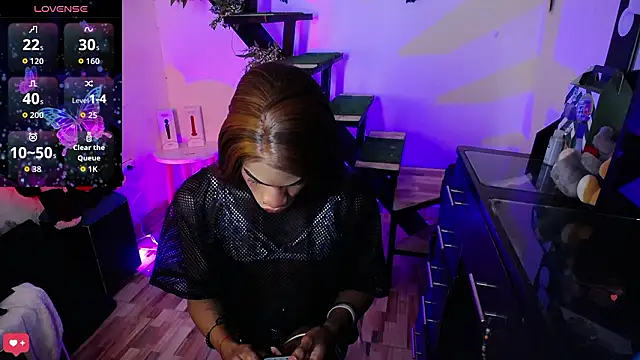 Kendall Gil online show from March 15, 2026, 6:48 pm