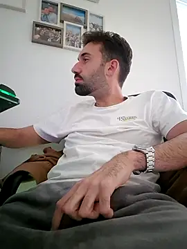 espanolmadrid online show from November 9, 2025, 4:44 pm