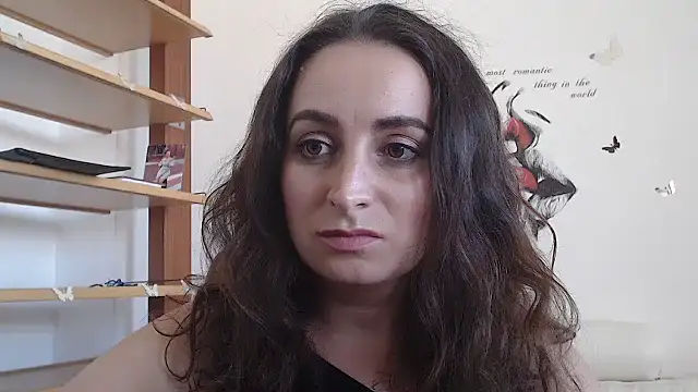 Snapshot of AskMeStandUp chatting on September 23, 2025, 1:40 pm AskMeStandUp online show from September 23, 2025, 1:40 pm