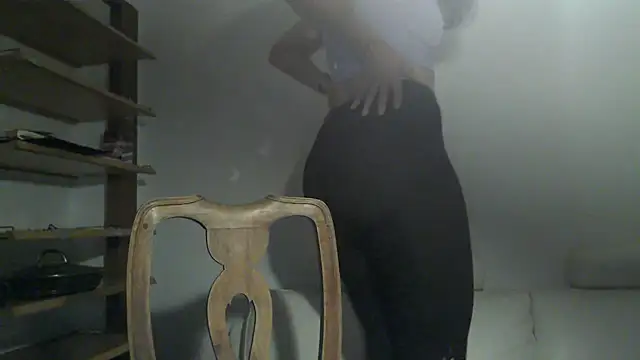 Snapshot of AskMeStandUp chatting on September 27, 2025, 8:04 pm AskMeStandUp online show from September 27, 2025, 8:04 pm