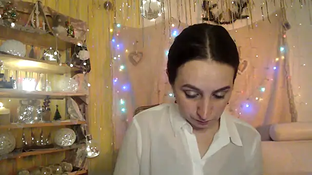 Snapshot of AskMeStandUp chatting on January 9, 2026, 10:17 pm AskMeStandUp online show from January 9, 2026, 10:17 pm