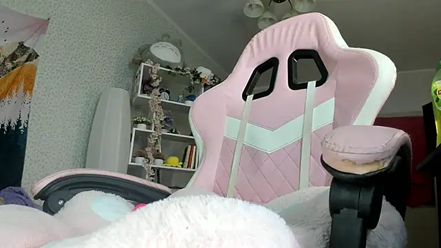 Snapshot of Ramona_Johnson chatting on October 24, 2025, 9:41 am Ramona Johnson online show from October 24, 2025, 9:41 am