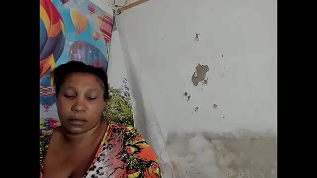 Snapshot of SexcGals chatting on February 21, 2025, 12:38 pm SexcGals online show from February 21, 2025, 12:38 pm