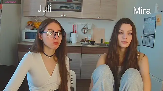 Snapshot of fcjuicy_pussy chatting on March 17, 2025, 7:24 am fcjuicy pussy online show from March 17, 2025, 7:24 am