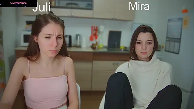 Snapshot of fcjuicy_pussy chatting on March 4, 2025, 6:18 pm fcjuicy pussy online show from March 4, 2025, 6:18 pm