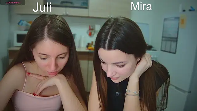 Snapshot of fcjuicy_pussy chatting on February 27, 2025, 7:26 pm fcjuicy pussy online show from February 27, 2025, 7:26 pm