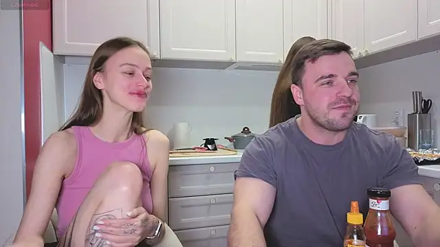 Snapshot of fcjuicy_pussy chatting on October 22, 2025, 9:53 am fcjuicy pussy online show from October 22, 2025, 9:53 am