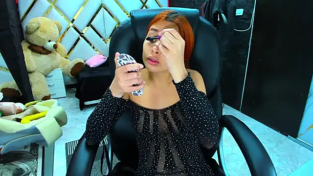 Paris Petit online show from November 6, 2025, 7:51 pm