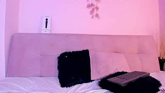 Siena morales online show from March 6, 2026, 5:08 pm