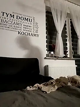 wariacik0024 online show from October 16, 2025, 8:50 pm