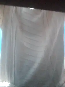 Snapshot of hugosafado333 chatting on October 25, 2025, 4:44 am hugosafado333 online show from October 25, 2025, 4:44 am