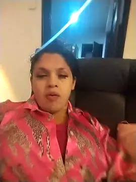 Snapshot of kimCosseyy chatting on March 13, 2026, 2:05 am kimCosseyy online show from March 13, 2026, 2:05 am