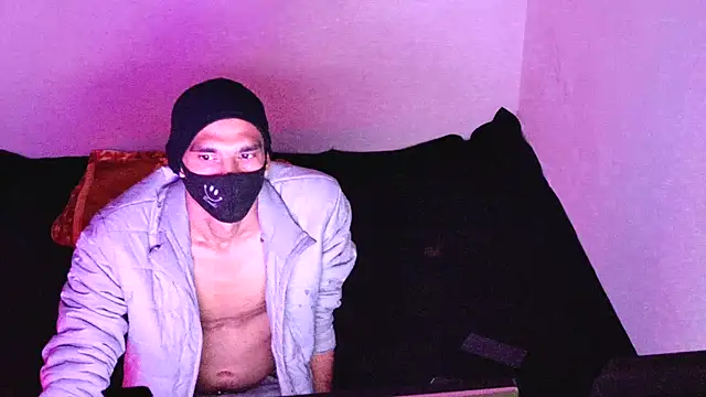 Snapshot of Habibi_big_b chatting on November 18, 2025, 3:48 pm Habibi big b online show from November 18, 2025, 3:48 pm