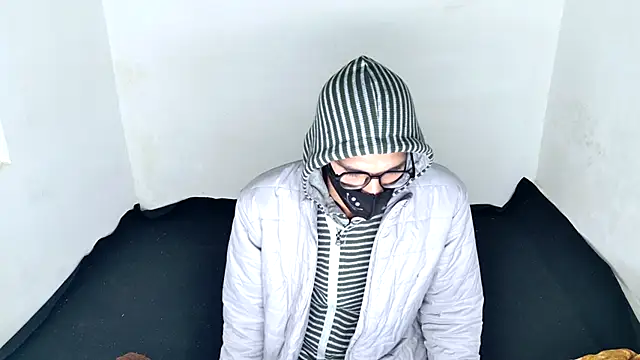 Snapshot of Habibi_big_b chatting on November 28, 2025, 10:48 am Habibi big b online show from November 28, 2025, 10:48 am