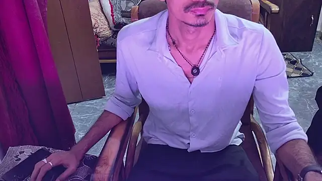 Snapshot of Habibi_big_b chatting on May 28, 2026, 7:49 am Habibi big b online show from May 28, 2026, 7:49 am