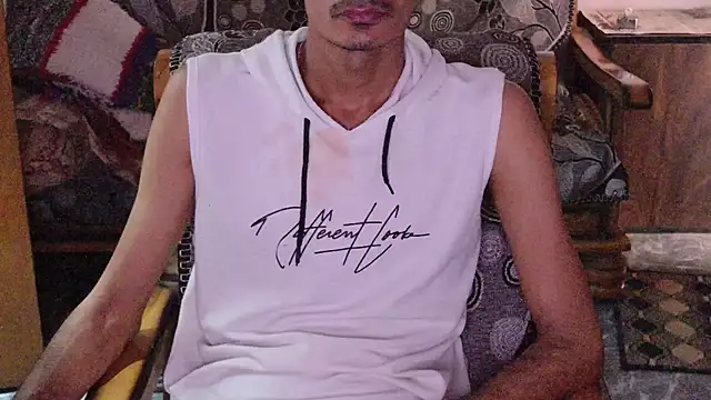 Snapshot of Habibi_big_b chatting on May 11, 2026, 4:14 am Habibi big b online show from May 11, 2026, 4:14 am