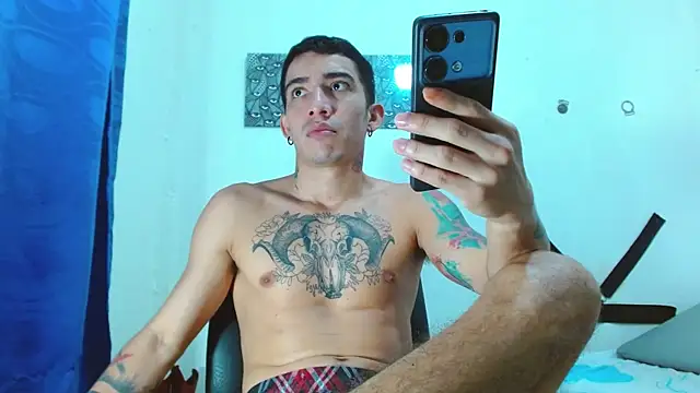 Snapshot of targuerian22 chatting on March 7, 2025, 2:57 am targuerian22 online show from March 7, 2025, 2:57 am