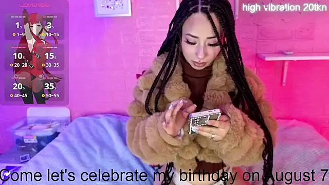 Snapshot of hanna__azumi chatting on August 3, 2026, 2:30 am hanna azumi online show from August 3, 2026, 2:30 am