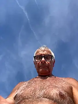 4n4l1zz4m1 online show from September 20, 2025, 2:11 pm