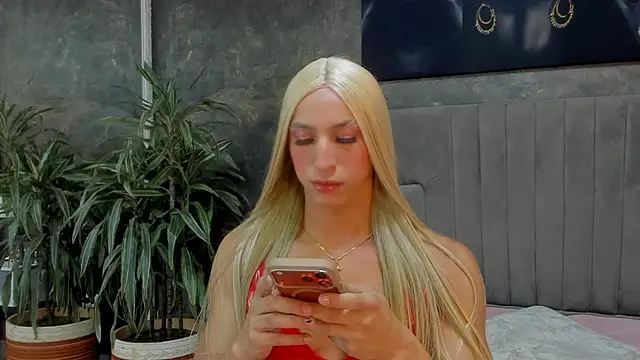 Snapshot of isa_lancaster chatting on July 12, 2026, 7:26 pm isa lancaster online show from July 12, 2026, 7:26 pm