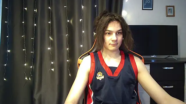 Snapshot of sweet_lucifer666 chatting on March 18, 2025, 1:44 pm sweet lucifer666 online show from March 18, 2025, 1:44 pm