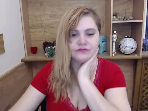 Snapshot of DaniellaKiss chatting on March 1, 2026, 11:54 am DaniellaKiss online show from March 1, 2026, 11:54 am