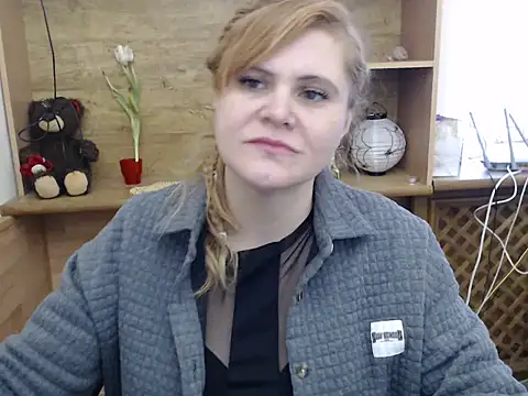 Snapshot of DaniellaKiss chatting on March 15, 2026, 7:26 am DaniellaKiss online show from March 15, 2026, 7:26 am