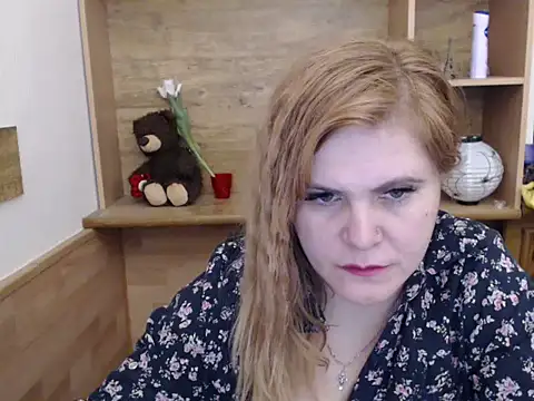 Snapshot of DaniellaKiss chatting on March 10, 2026, 7:29 pm DaniellaKiss online show from March 10, 2026, 7:29 pm