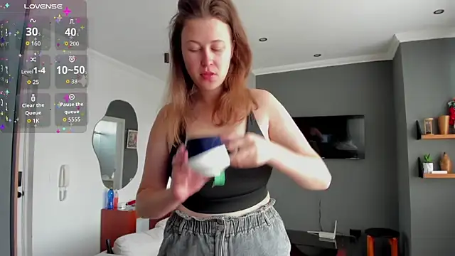 Snapshot of jessica_tenderly chatting on October 27, 2025, 2:29 pm jessica tenderly online show from October 27, 2025, 2:29 pm