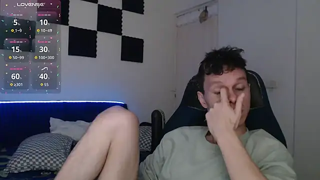 Snapshot of bryamado69 chatting on November 20, 2025, 6:14 am bryamado69 online show from November 20, 2025, 6:14 am