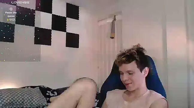 bryamado69 online show from February 19, 2025, 9:03 pm