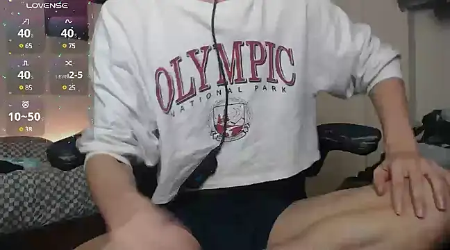 bryamado69 online show from March 18, 2025, 1:02 am