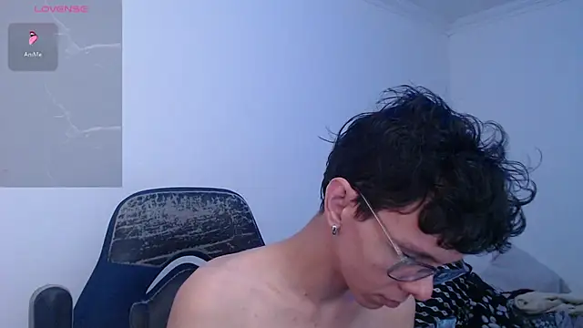 Snapshot of bryamado69 chatting on July 25, 2026, 1:28 pm bryamado69 online show from July 25, 2026, 1:28 pm