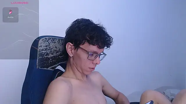Snapshot of bryamado69 chatting on July 27, 2026, 3:52 pm bryamado69 online show from July 27, 2026, 3:52 pm