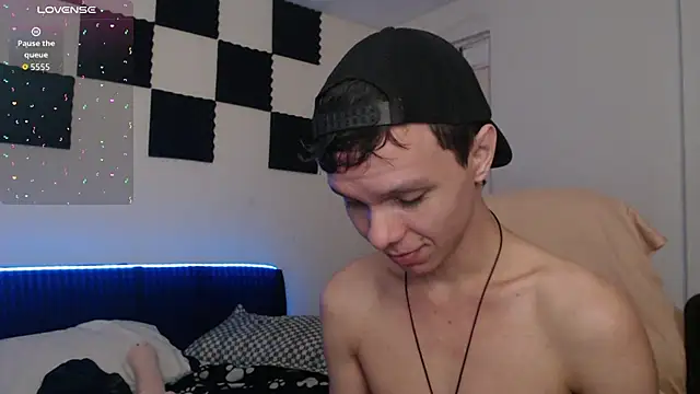 Snapshot of bryamado69 chatting on November 27, 2025, 10:27 am bryamado69 online show from November 27, 2025, 10:27 am