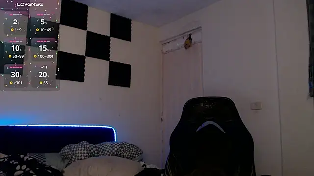 Snapshot of bryamado69 chatting on October 18, 2025, 2:24 am bryamado69 online show from October 18, 2025, 2:24 am