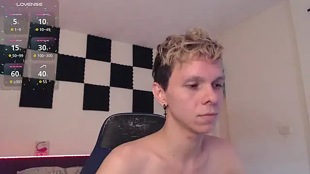 bryamado69 online show from September 11, 2025, 12:49 pm